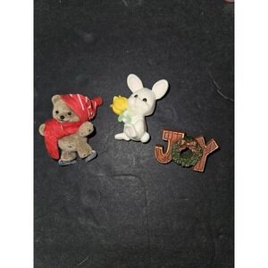 Hallmark‎ Vintage Lapel Pins